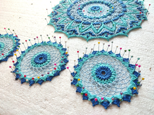 Textured coaster crochet pattern PDF, chart and description for a 3D small doily, easy mini mandala tutorial