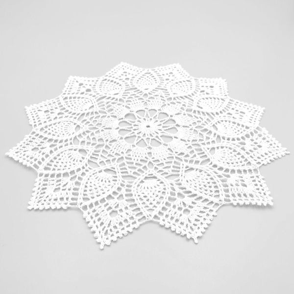 White crochet doily 30cm, classic round centrepiece, vintage style handmade placemat
