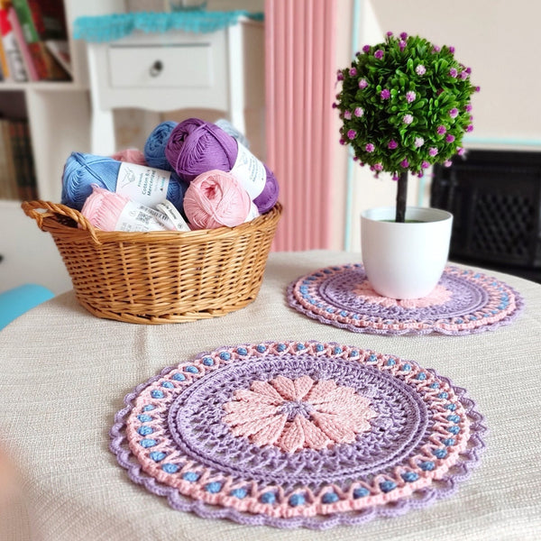 Purple and pink placemat with hearts for romantic dinner decoration