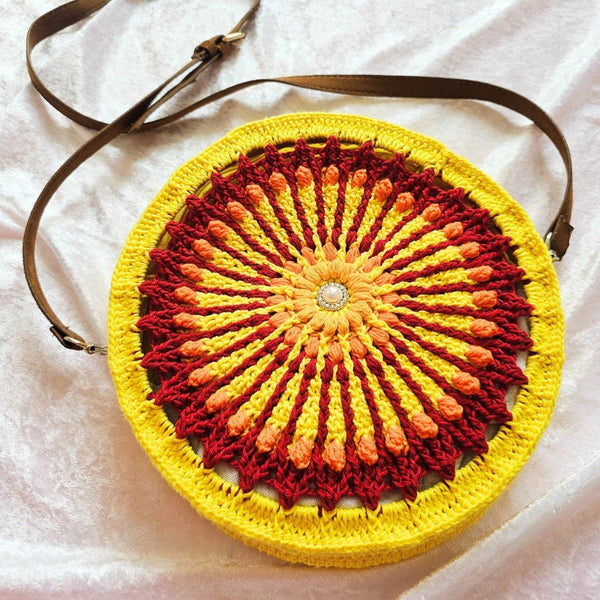 Round crochet handbag PDF pattern with pictures and a chart